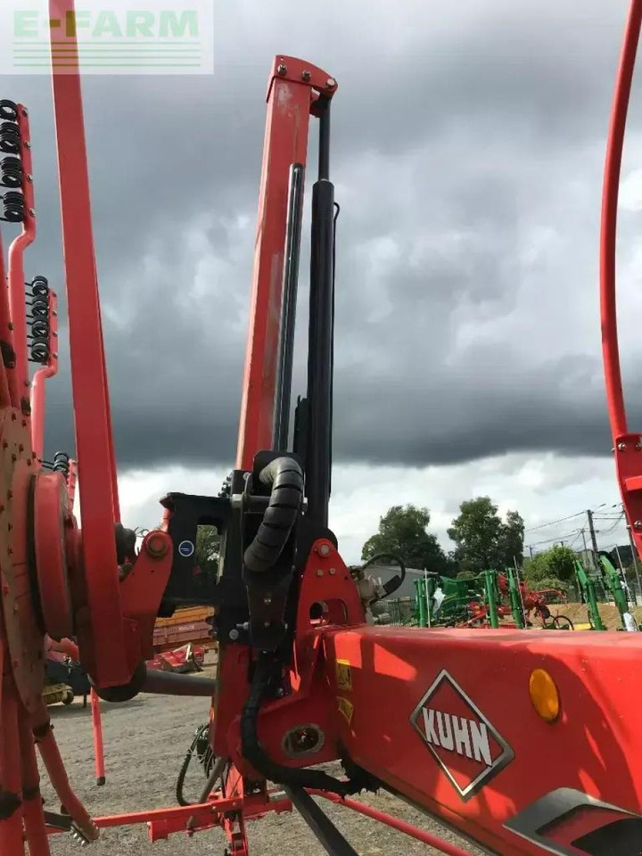 Tedder/ Rake Kuhn ga 8830: picture 7 Tedder/ Rake Kuhn ga 8830: picture 7