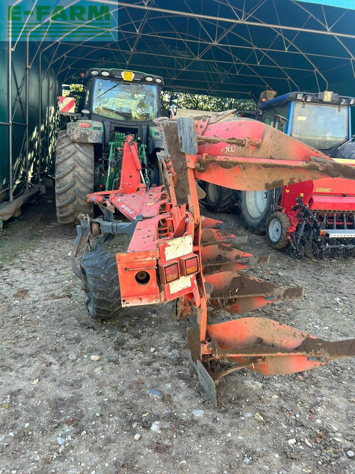 Kuhn kuhn vari-master 182 - Plow: picture 2 Kuhn kuhn vari-master 182 - Plow: picture 2