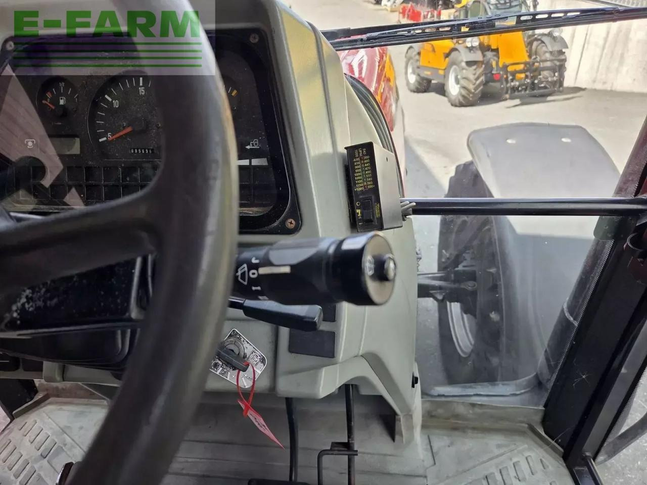 Farm tractor Massey Ferguson 6235-4: picture 20 Farm tractor Massey Ferguson 6235-4: picture 20