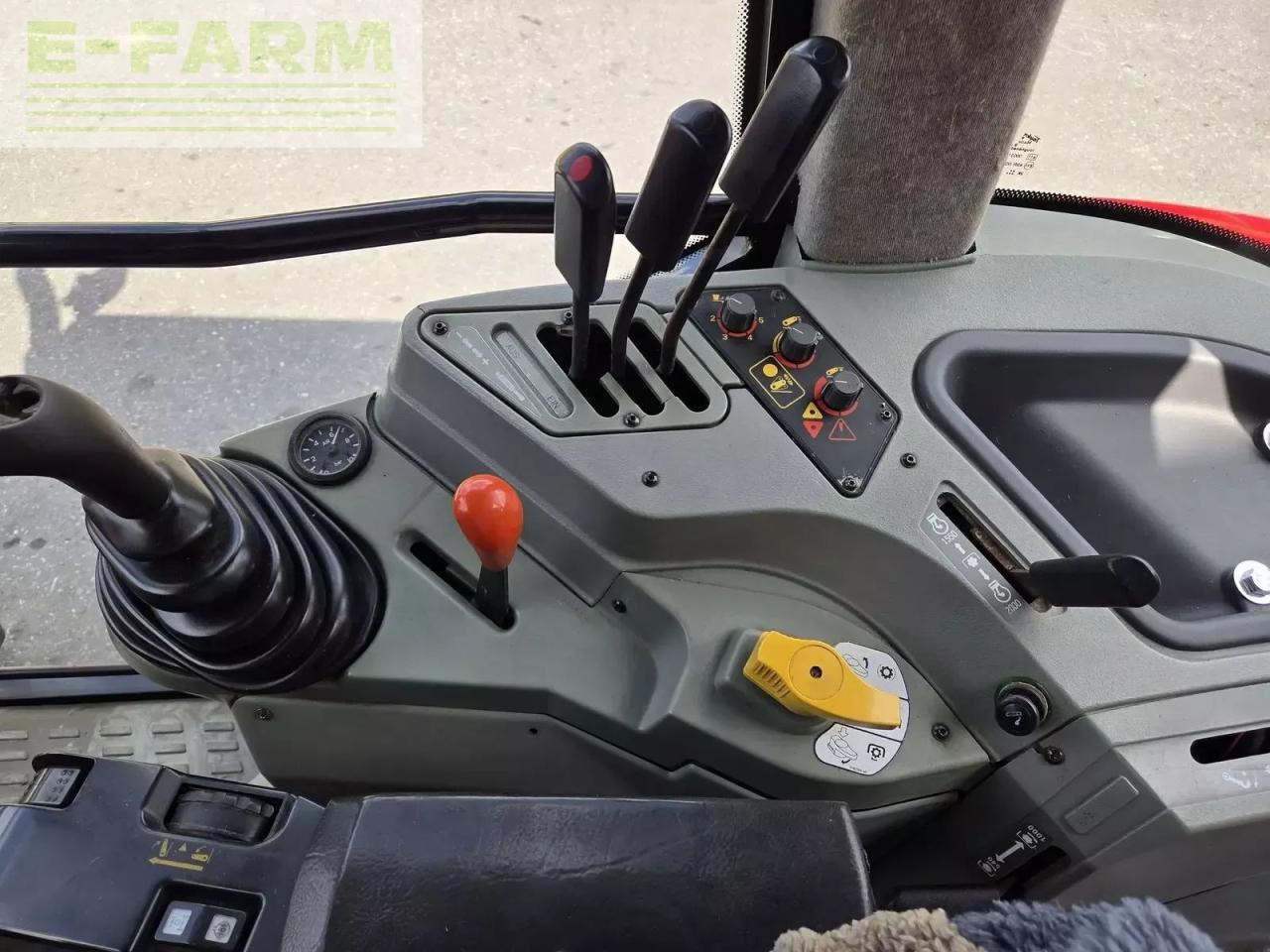 Farm tractor Massey Ferguson 6235-4: picture 22 Farm tractor Massey Ferguson 6235-4: picture 22