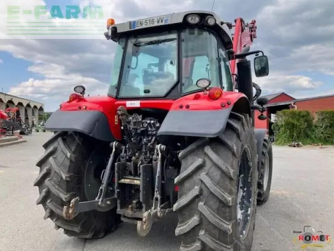 Massey Ferguson 6713 s d6 ef - Farm tractor: picture 3 Massey Ferguson 6713 s d6 ef - Farm tractor: picture 3
