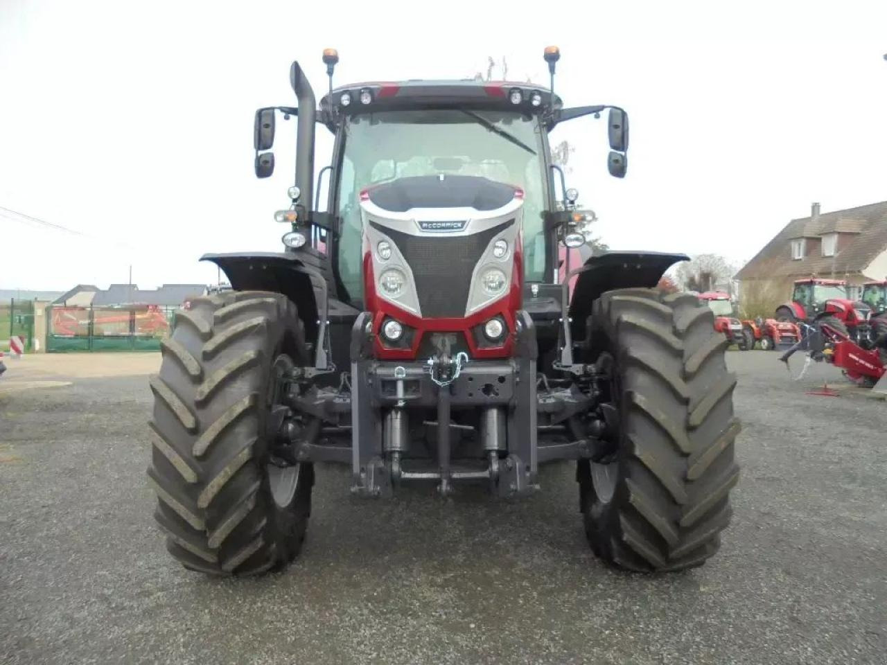 McCormick x7-417m - Farm tractor: picture 3 McCormick x7-417m - Farm tractor: picture 3