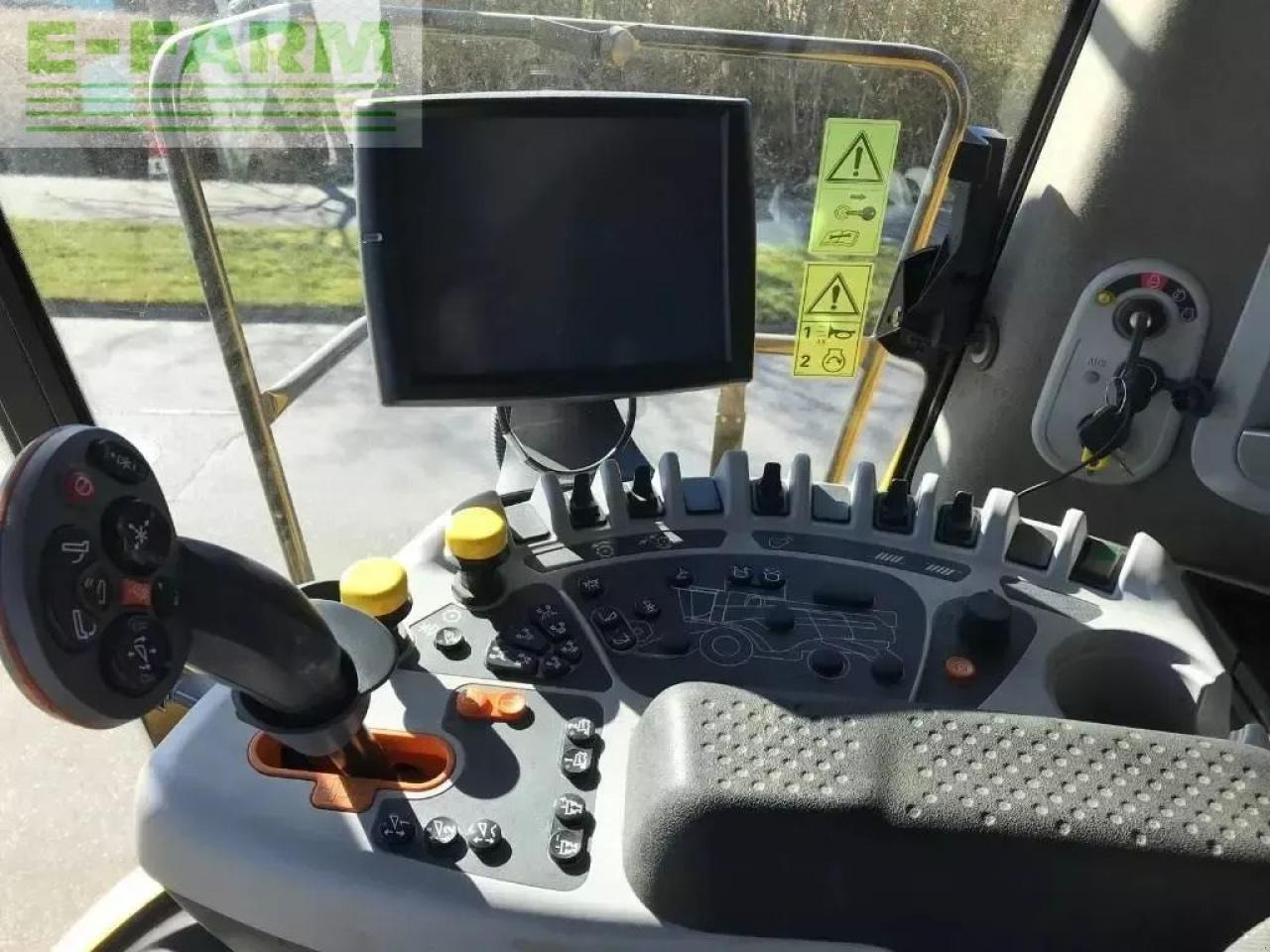 Combine harvester New Holland cx 8.90 slh: picture 13 Combine harvester New Holland cx 8.90 slh: picture 13