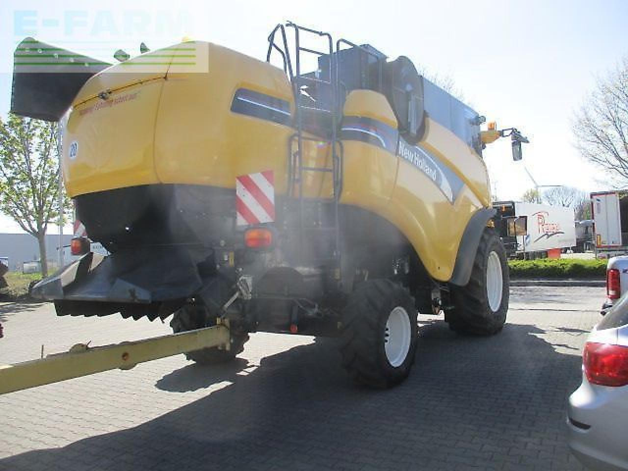 New Holland cx740 / cx 740 - Combine harvester: picture 5 New Holland cx740 / cx 740 - Combine harvester: picture 5
