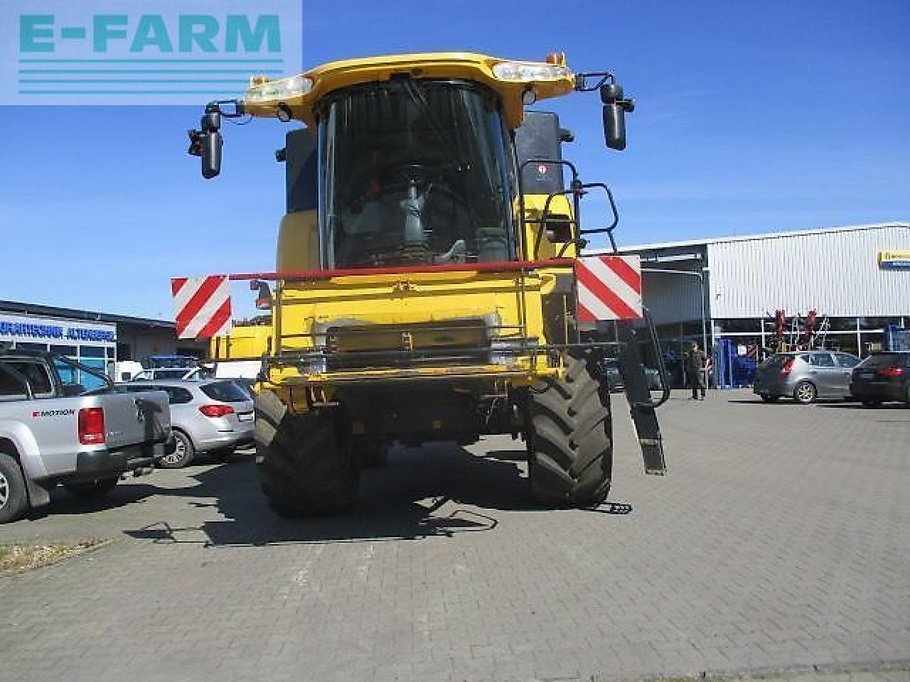 New Holland cx740 / cx 740 - Combine harvester: picture 3 New Holland cx740 / cx 740 - Combine harvester: picture 3