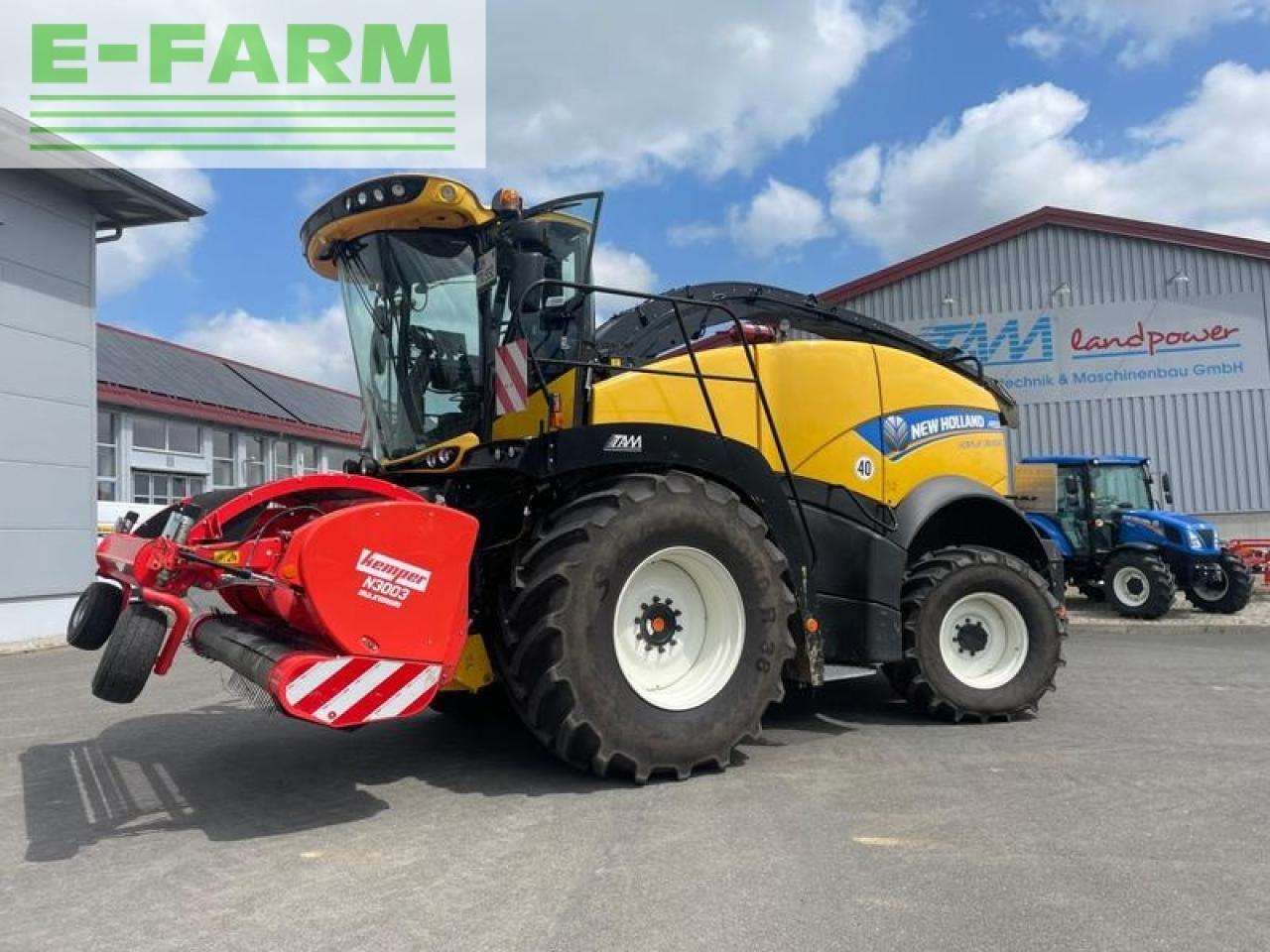 New Holland fr 550 - Forage harvester: picture 1 New Holland fr 550 - Forage harvester: picture 1