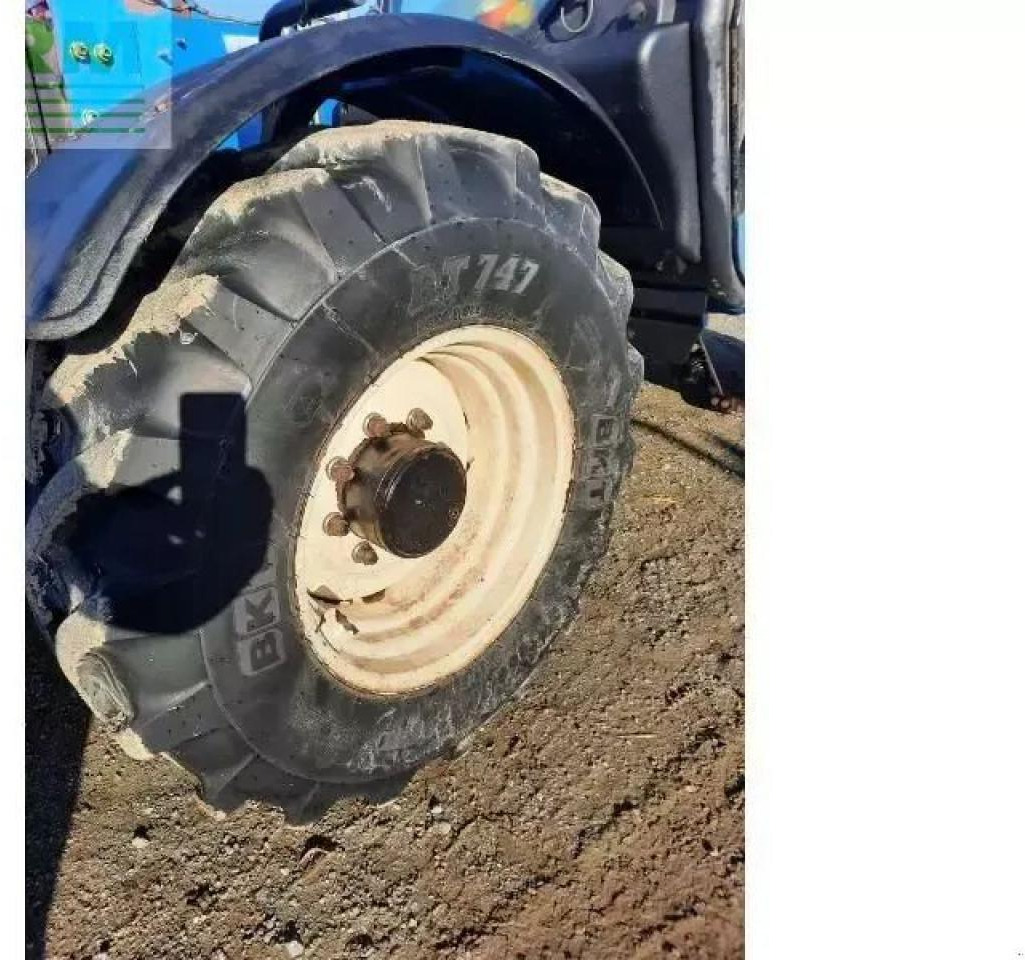New Holland lm7-42 - Telescopic handler: picture 5 New Holland lm7-42 - Telescopic handler: picture 5
