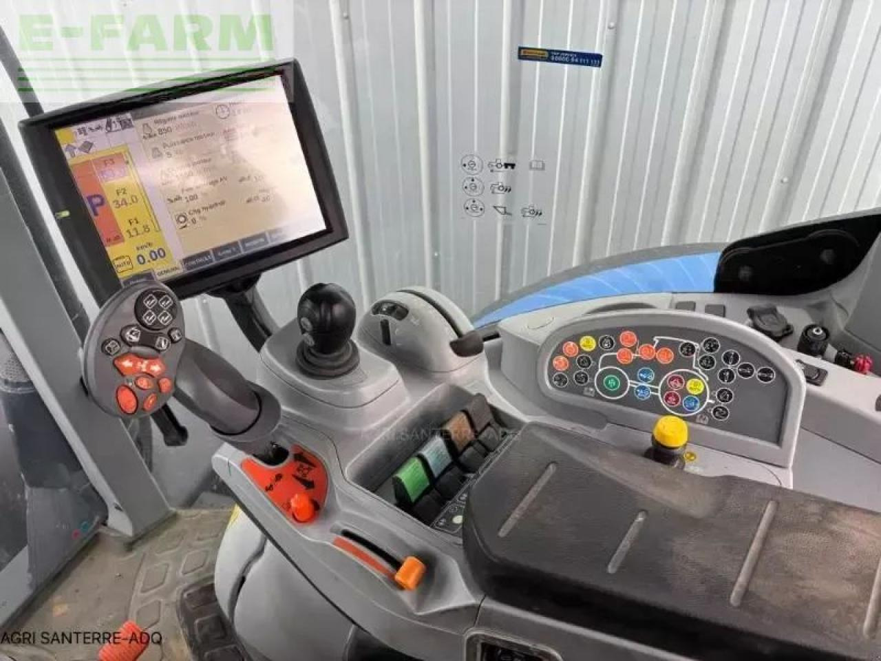 Farm tractor New Holland t7.270 ac: picture 9 Farm tractor New Holland t7.270 ac: picture 9