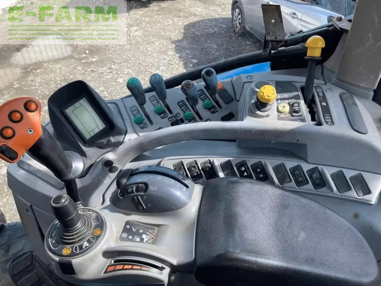 New Holland t7030 power command - Farm tractor: picture 5 New Holland t7030 power command - Farm tractor: picture 5