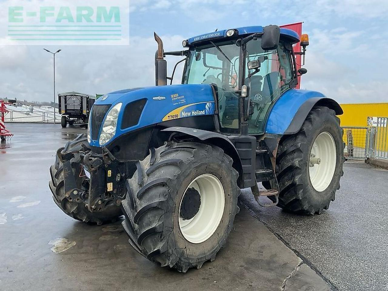 New Holland t7050 - Farm tractor: picture 1 New Holland t7050 - Farm tractor: picture 1