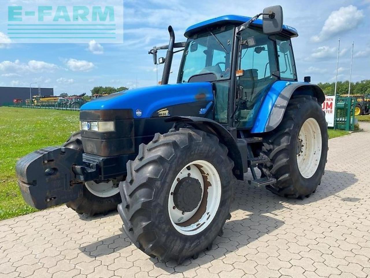 New Holland tm 155 - Farm tractor: picture 1 New Holland tm 155 - Farm tractor: picture 1
