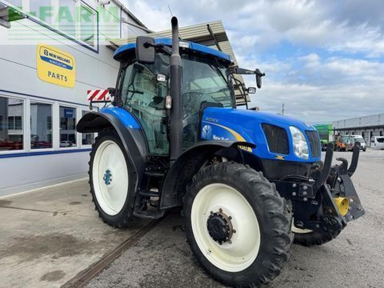 New Holland ts 110 a - Farm tractor: picture 2 New Holland ts 110 a - Farm tractor: picture 2