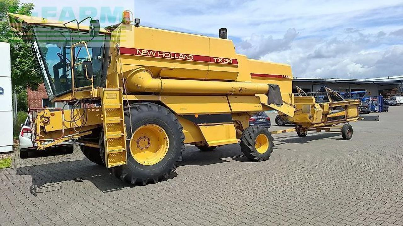 New Holland tx 34 / tx34 - Combine harvester: picture 5 New Holland tx 34 / tx34 - Combine harvester: picture 5