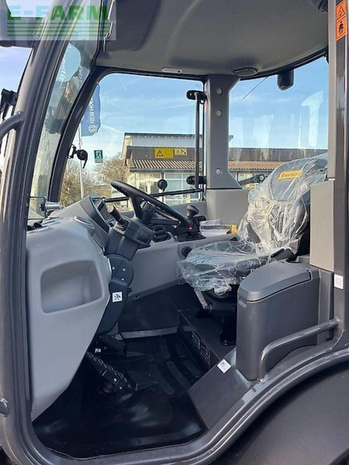 Mini excavator New Holland w60 c: picture 12 Mini excavator New Holland w60 c: picture 12