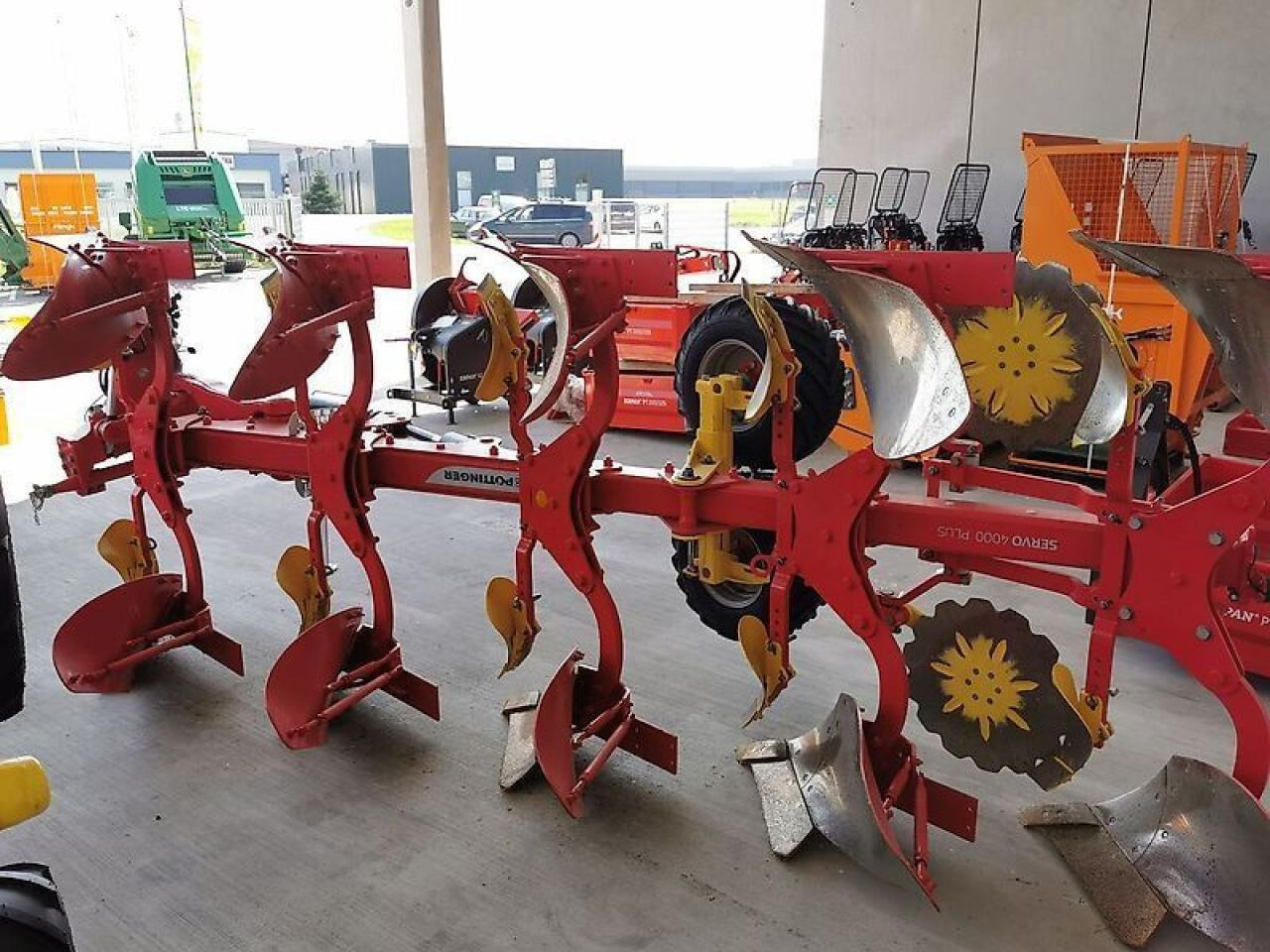 Pöttinger servo 4000 plus - Plow: picture 4 Pöttinger servo 4000 plus - Plow: picture 4