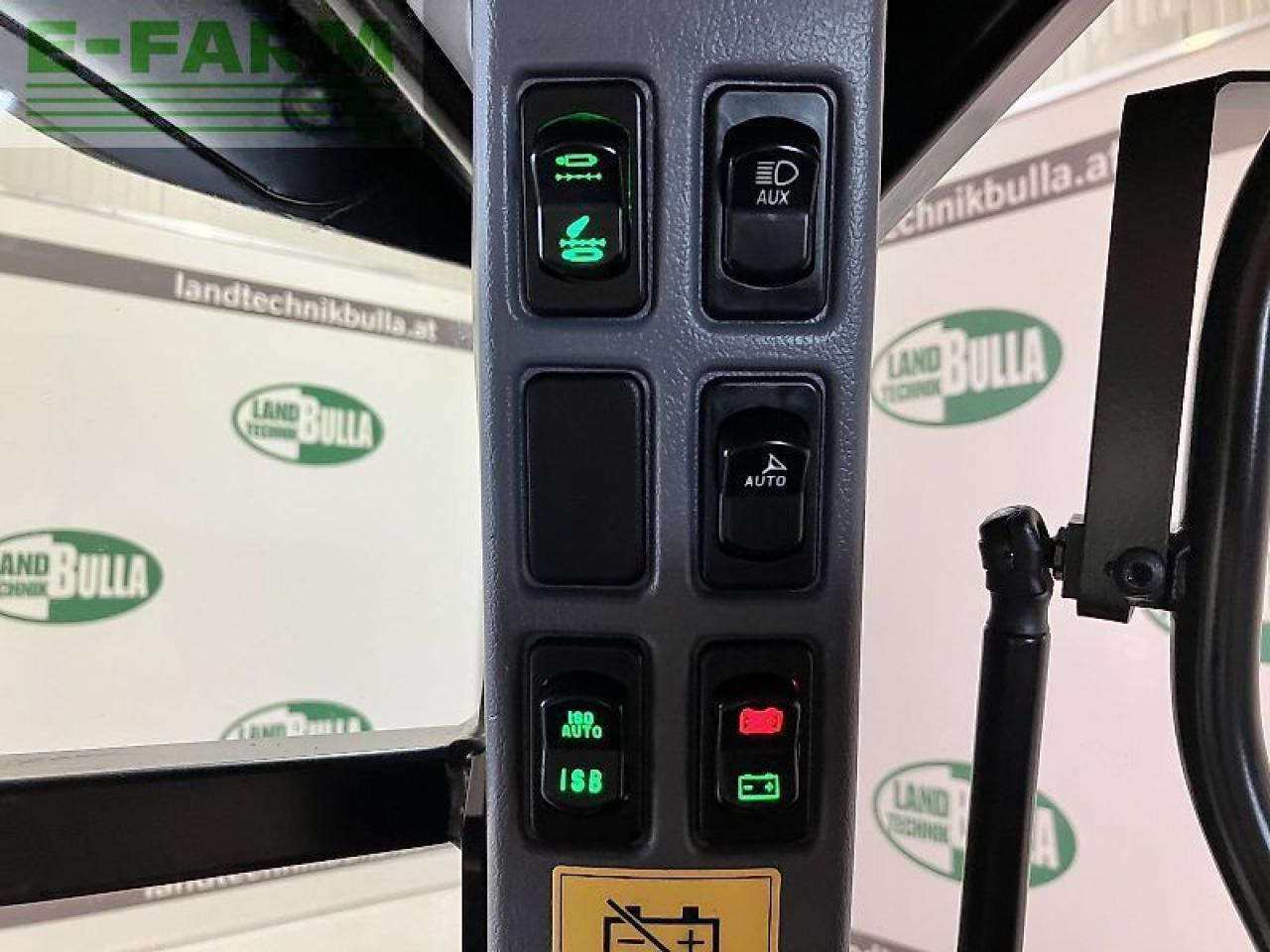 Farm tractor Steyr 6165 cvt hi-escr profi: picture 18 Farm tractor Steyr 6165 cvt hi-escr profi: picture 18