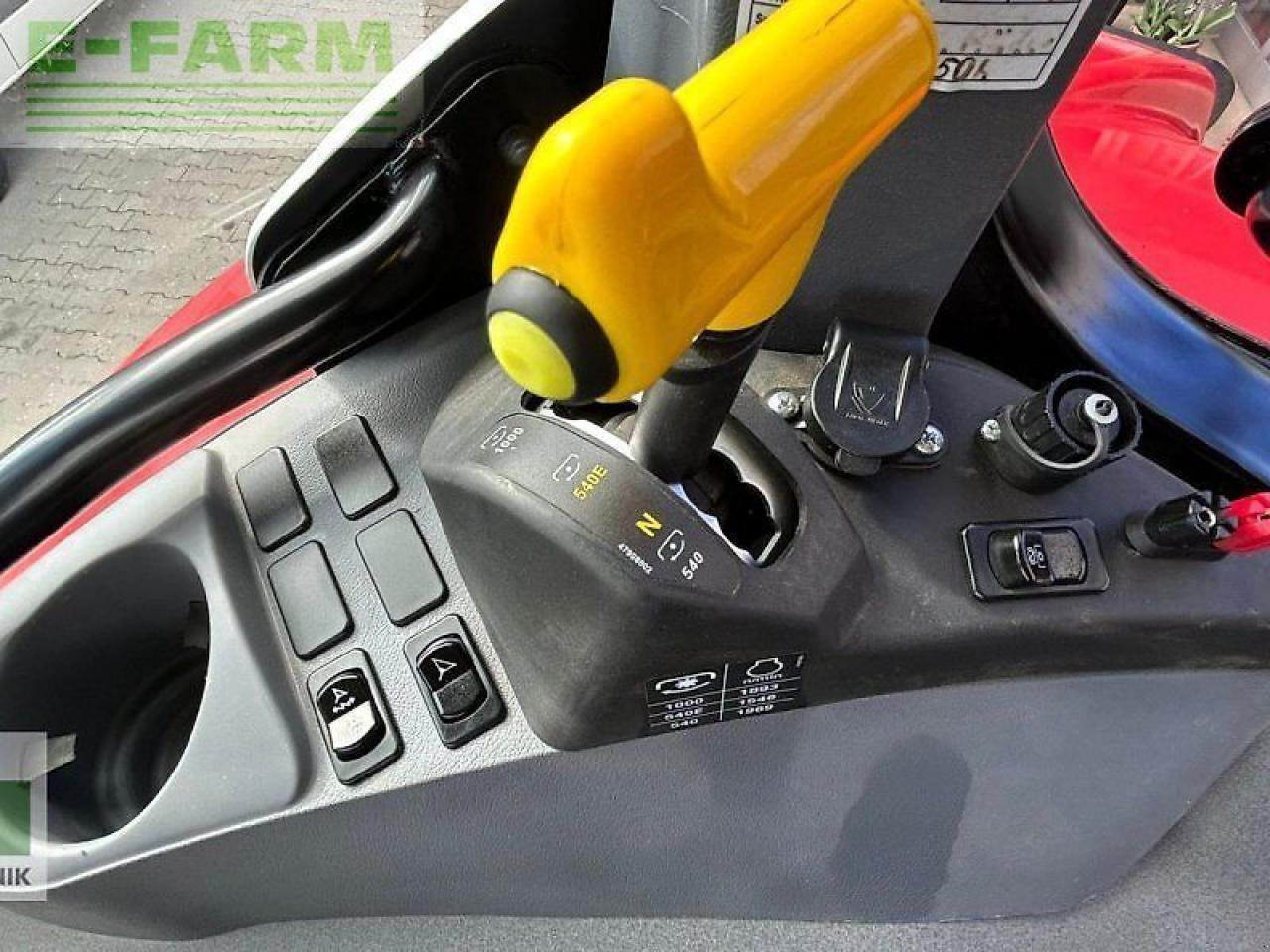 Farm tractor Steyr 6175 impuls cvt CVT: picture 17 Farm tractor Steyr 6175 impuls cvt CVT: picture 17