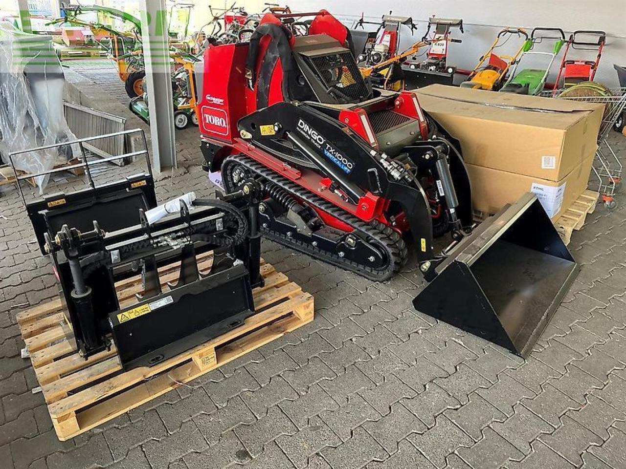 Toro dingo tx1000 schmal mit zubehör - Mini excavator: picture 2 Toro dingo tx1000 schmal mit zubehör - Mini excavator: picture 2