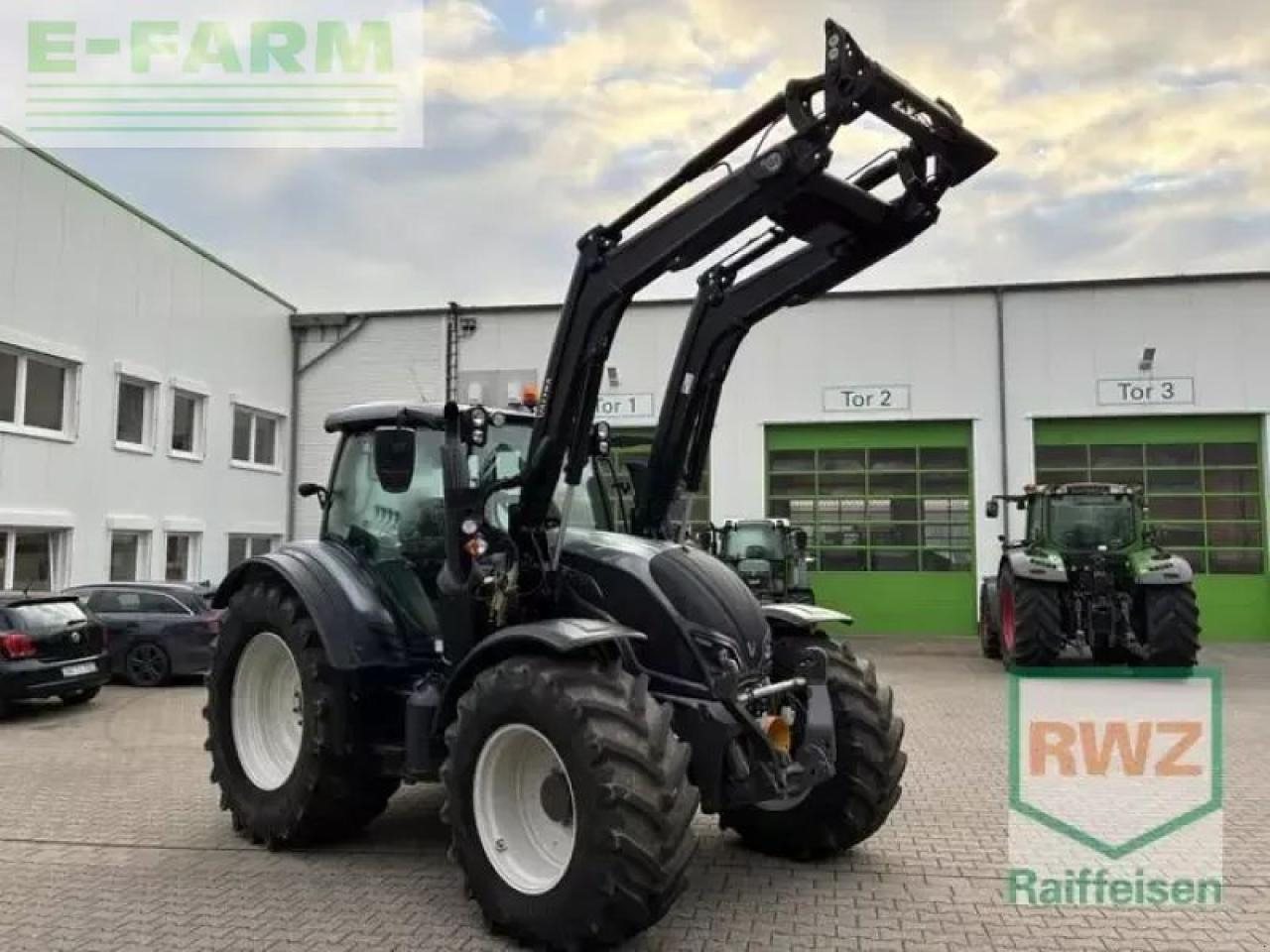 Farm tractor Valtra n134 a: picture 8