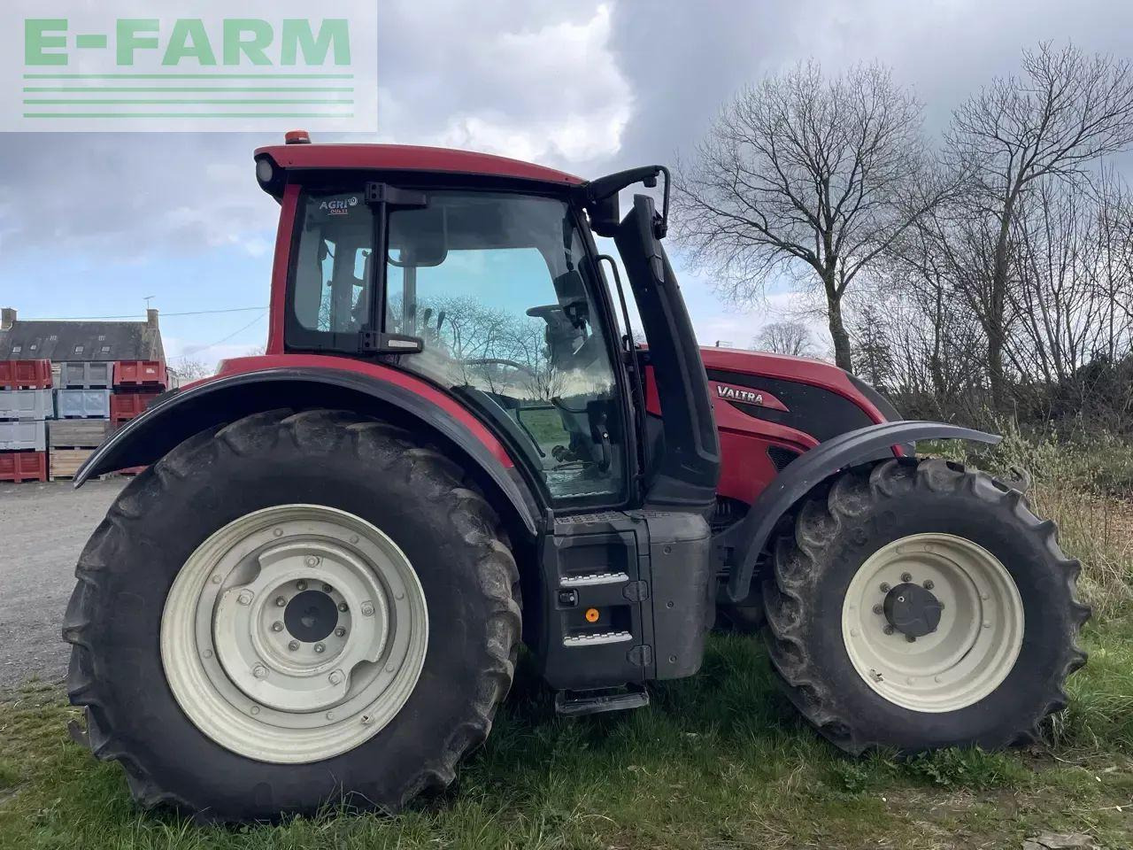 Valtra n135 a - Farm tractor: picture 5 Valtra n135 a - Farm tractor: picture 5
