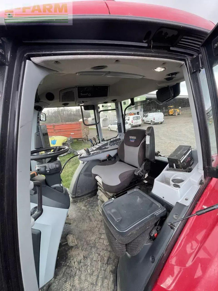 Valtra n135 a - Farm tractor: picture 2 Valtra n135 a - Farm tractor: picture 2