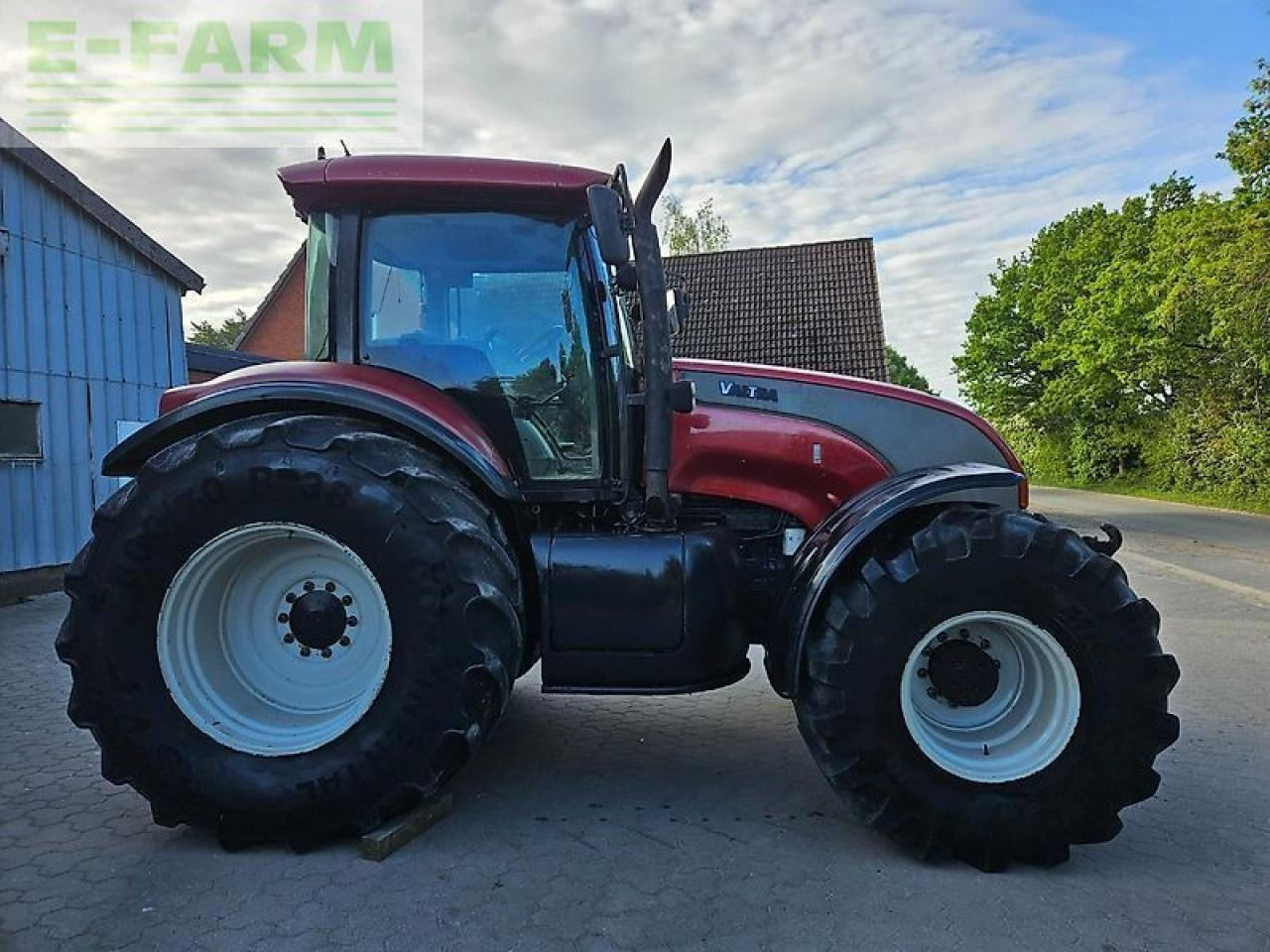 Valtra s 280 - Farm tractor: picture 3 Valtra s 280 - Farm tractor: picture 3
