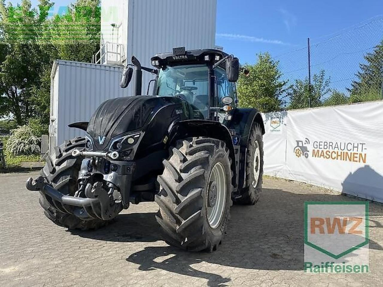 Valtra s394 - Farm tractor: picture 5 Valtra s394 - Farm tractor: picture 5