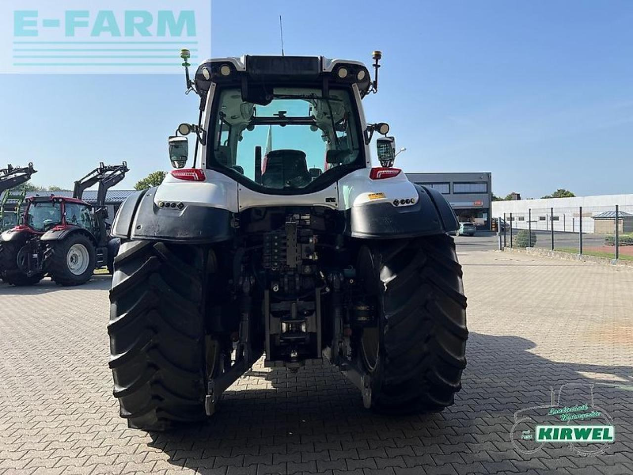 Farm tractor Valtra t 214 direct Direct: picture 6