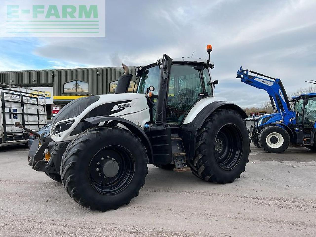 Valtra t234 - Farm tractor: picture 1 Valtra t234 - Farm tractor: picture 1
