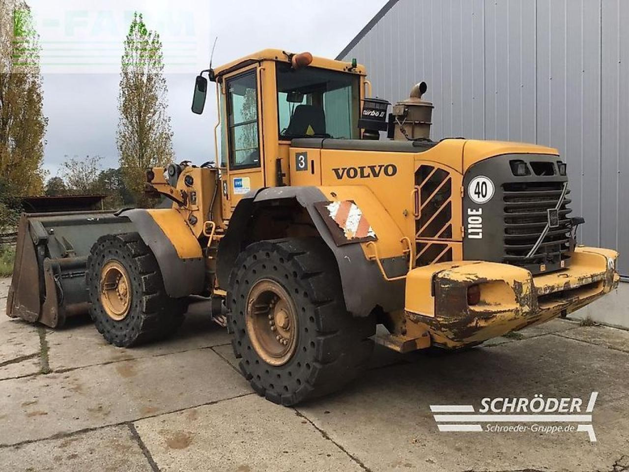 Mini excavator Volvo l 110 e: picture 8