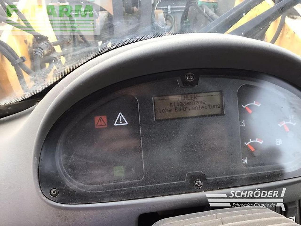 Mini excavator Volvo l 110 e: picture 18