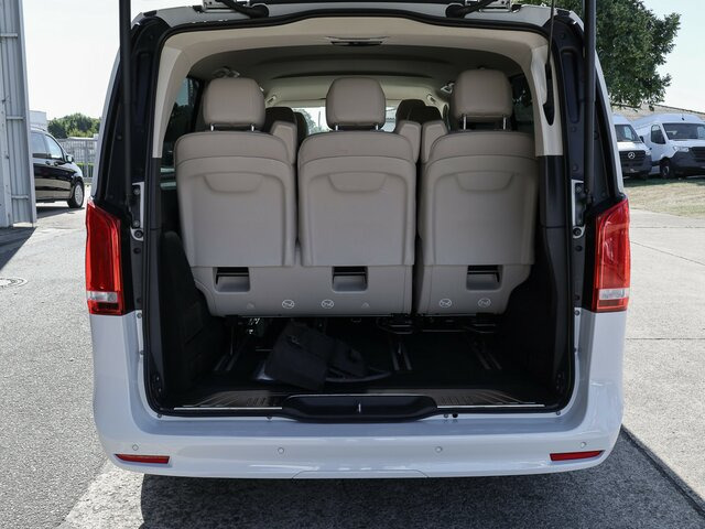 MERCEDES-BENZ EQV 300 Avantgarde Extralang,8Sitze,Leder beige - Passenger van, Electric van: picture 2 MERCEDES-BENZ EQV 300 Avantgarde Extralang,8Sitze,Leder beige - Passenger van, Electric van: picture 2