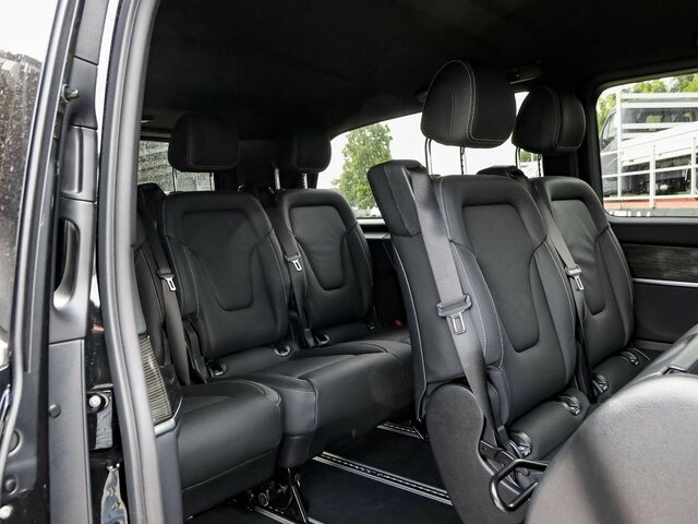MERCEDES-BENZ EQV 300 Extralang,Avantgarde,8Sitze,2xelektr.Tür - Passenger van, Electric van: picture 4 MERCEDES-BENZ EQV 300 Extralang,Avantgarde,8Sitze,2xelektr.Tür - Passenger van, Electric van: picture 4