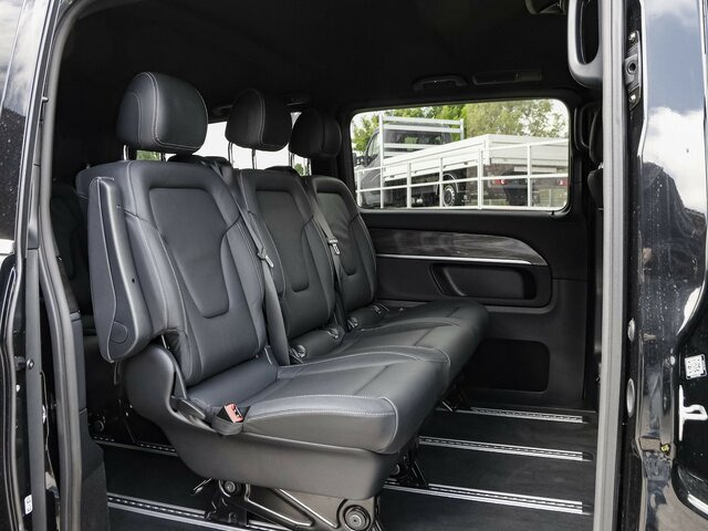 MERCEDES-BENZ EQV 300 Extralang,Avantgarde,8Sitze,2xelektr.Tür - Passenger van, Electric van: picture 3 MERCEDES-BENZ EQV 300 Extralang,Avantgarde,8Sitze,2xelektr.Tür - Passenger van, Electric van: picture 3