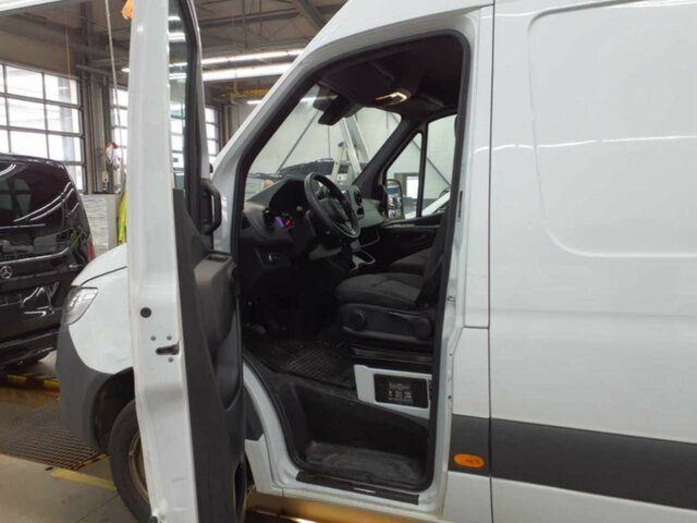 MERCEDES-BENZ Sprinter 315 Maxi,MBUX,Kamera,Tempomat... - Panel van: picture 2 MERCEDES-BENZ Sprinter 315 Maxi,MBUX,Kamera,Tempomat... - Panel van: picture 2