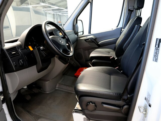 MERCEDES-BENZ Sprinter 316CDI DOKA,Allrad,AHK,Standhzg. - Curtain side van, Combi van: picture 2 MERCEDES-BENZ Sprinter 316CDI DOKA,Allrad,AHK,Standhzg. - Curtain side van, Combi van: picture 2