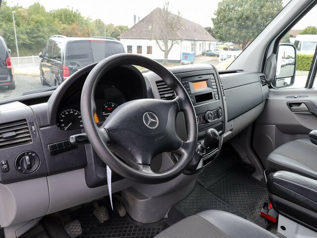 MERCEDES-BENZ Sprinter 316CDI DOKA,Allrad,Klima - Curtain side van, Combi van: picture 4 MERCEDES-BENZ Sprinter 316CDI DOKA,Allrad,Klima - Curtain side van, Combi van: picture 4