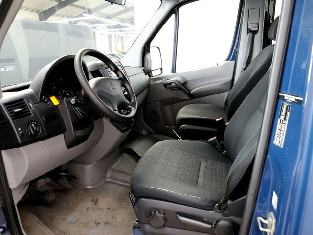 MERCEDES-BENZ Sprinter 316CDI DOKA,Allrad,Klima - Curtain side van, Combi van: picture 2 MERCEDES-BENZ Sprinter 316CDI DOKA,Allrad,Klima - Curtain side van, Combi van: picture 2