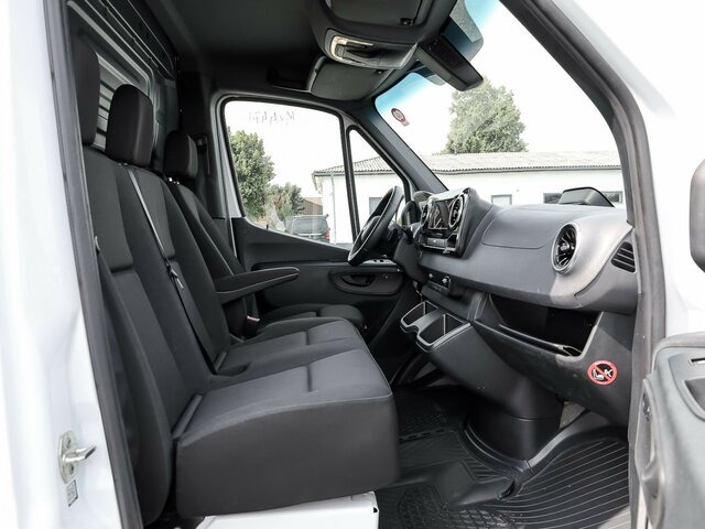 MERCEDES-BENZ Sprinter 317 CDI,L2H2,Automatik,Kamera,LED - Panel van: picture 3 MERCEDES-BENZ Sprinter 317 CDI,L2H2,Automatik,Kamera,LED - Panel van: picture 3