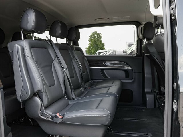 MERCEDES-BENZ V 300 Avantgarde Extralang,2xSchiebetür elektr. - Passenger van: picture 4 MERCEDES-BENZ V 300 Avantgarde Extralang,2xSchiebetür elektr. - Passenger van: picture 4