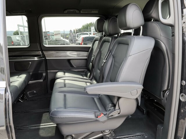 MERCEDES-BENZ V 300 Avantgarde Extralang,Allrad,2Schiebetüren - Passenger van: picture 5 MERCEDES-BENZ V 300 Avantgarde Extralang,Allrad,2Schiebetüren - Passenger van: picture 5