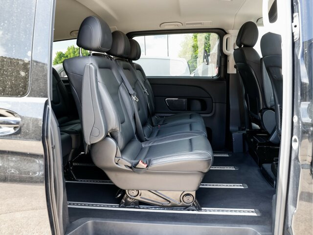 MERCEDES-BENZ V 300 Edition Extralang,2xSchiebetür el.,8Sitzer... - Passenger van: picture 2 MERCEDES-BENZ V 300 Edition Extralang,2xSchiebetür el.,8Sitzer... - Passenger van: picture 2