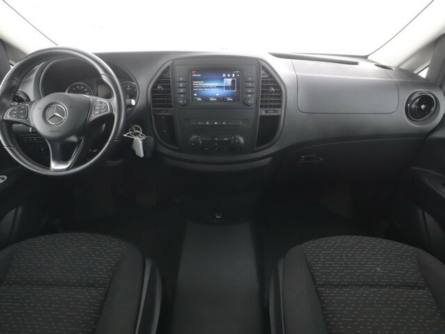 MERCEDES-BENZ Vito 114 TourerPro,Allrad,Automatik,8 Sitzer... - Minibus, Passenger van: picture 2 MERCEDES-BENZ Vito 114 TourerPro,Allrad,Automatik,8 Sitzer... - Minibus, Passenger van: picture 2