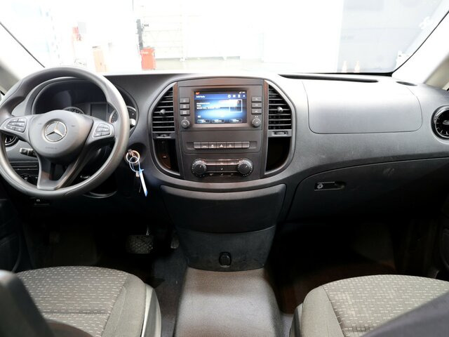 MERCEDES-BENZ Vito 114 TourerPro,lang,Automatik,8Sitze,Kamera... - Passenger van: picture 2 MERCEDES-BENZ Vito 114 TourerPro,lang,Automatik,8Sitze,Kamera... - Passenger van: picture 2