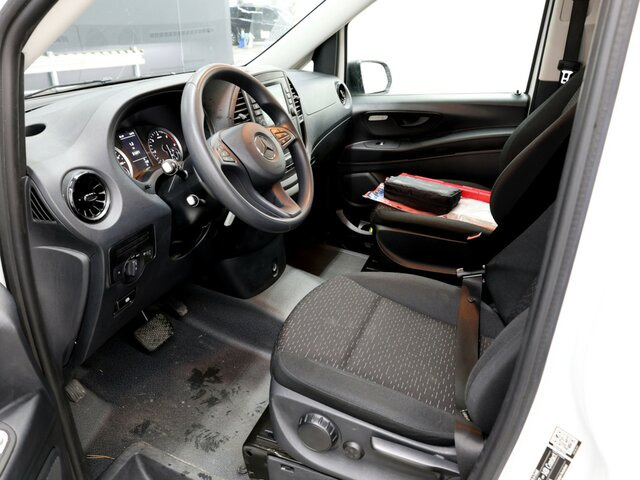 MERCEDES-BENZ Vito 114 TourerPro,lang,Automatik,8Sitze,Kamera... - Passenger van: picture 2 MERCEDES-BENZ Vito 114 TourerPro,lang,Automatik,8Sitze,Kamera... - Passenger van: picture 2