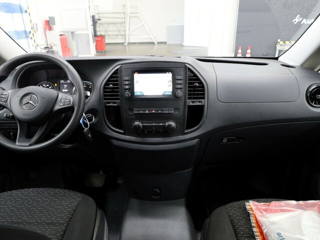 MERCEDES-BENZ Vito 114 TourerPro,lang,Automatik,8Sitze,Kamera... - Passenger van: picture 2 MERCEDES-BENZ Vito 114 TourerPro,lang,Automatik,8Sitze,Kamera... - Passenger van: picture 2