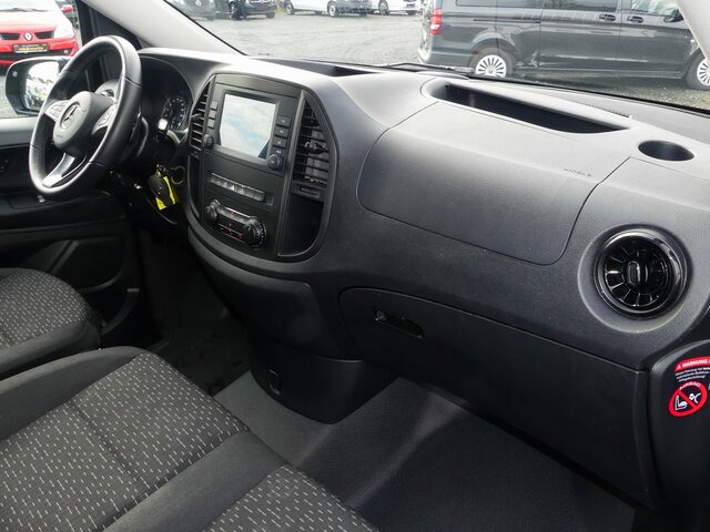 MERCEDES-BENZ Vito 116CDI lang,TourerPro,2Klima,9Sitze,Kamera - Minibus, Passenger van: picture 3 MERCEDES-BENZ Vito 116CDI lang,TourerPro,2Klima,9Sitze,Kamera - Minibus, Passenger van: picture 3