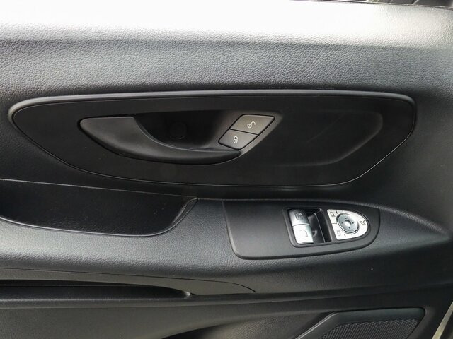 Passenger van MERCEDES-BENZ Vito 116TourerPro ,Extralang,AMF Rollstuhlrampe...: picture 6