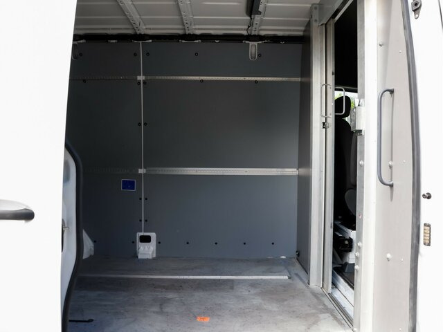 MERCEDES-BENZ eSprinter 312 Kasten FWD,3.924mm Radstand - Panel van, Electric van: picture 2 MERCEDES-BENZ eSprinter 312 Kasten FWD,3.924mm Radstand - Panel van, Electric van: picture 2