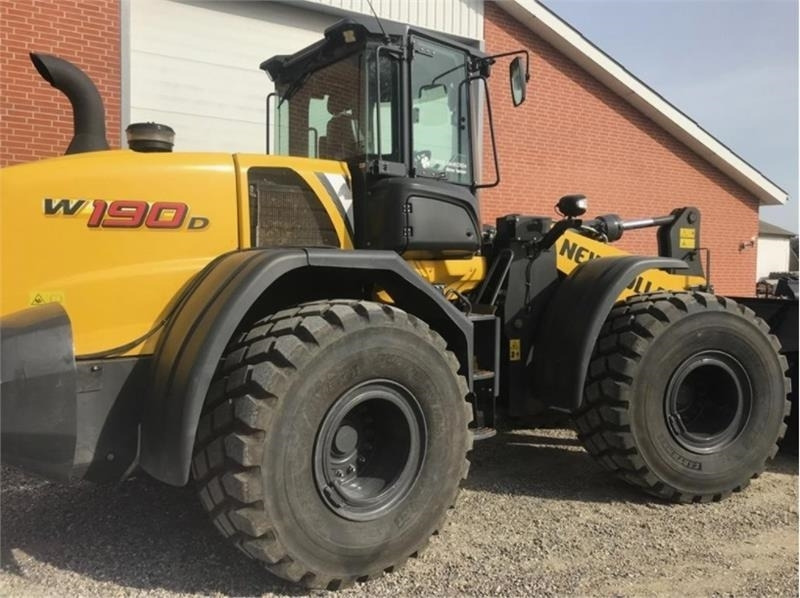 New Holland W190D - Wheel loader: picture 2 New Holland W190D - Wheel loader: picture 2